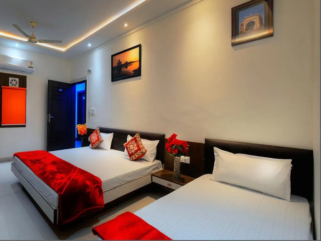 Hotel Riviera Agra  Agra (Uttar Pradesh)