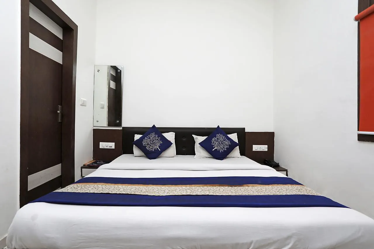 Hotel Riviera Agra