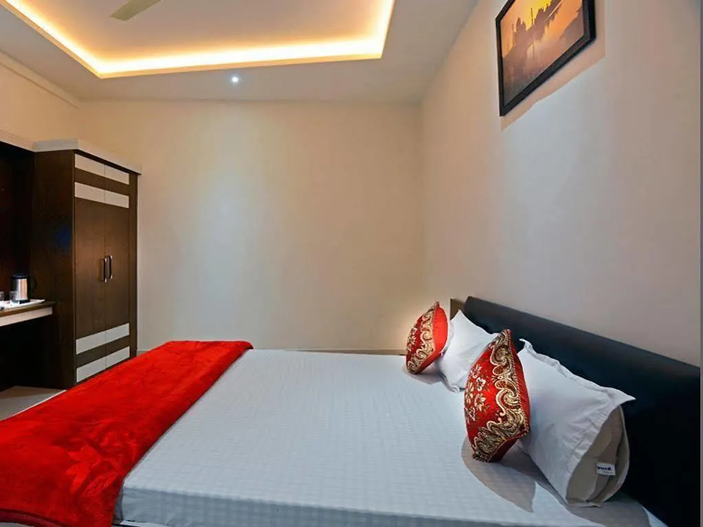 ***  Hotel Riviera Agra  India
