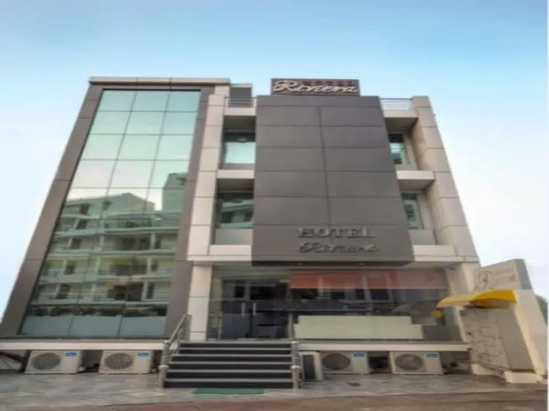 Hotel Riviera Agra